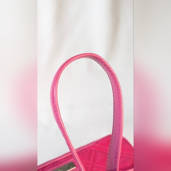 Vera Bradley Quilted Shoulder Bag Hot Pink Patent Leather Barbie Barbiecore EUC - Picture 9 of 10